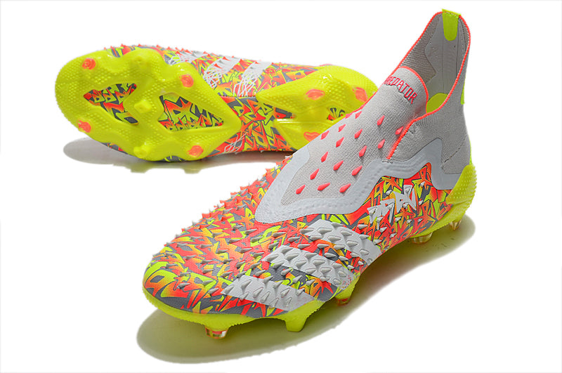 Chuteira Adidas Predator Freack + FG