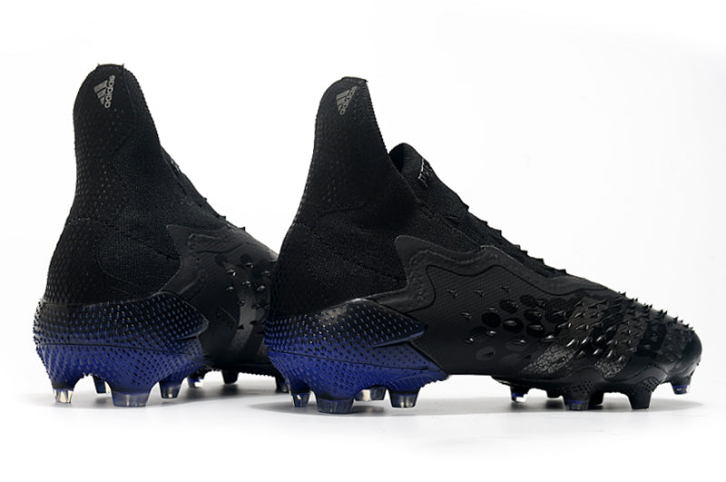 Chuteira Adidas Predator Freack + FG