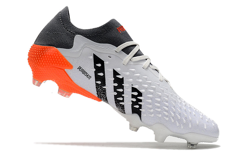 Chuteira Adidas Predator Freak .1 Low FG