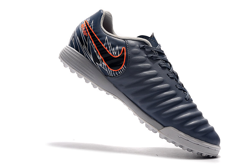 Chuteira Nike Tiempo Ligera IV TF