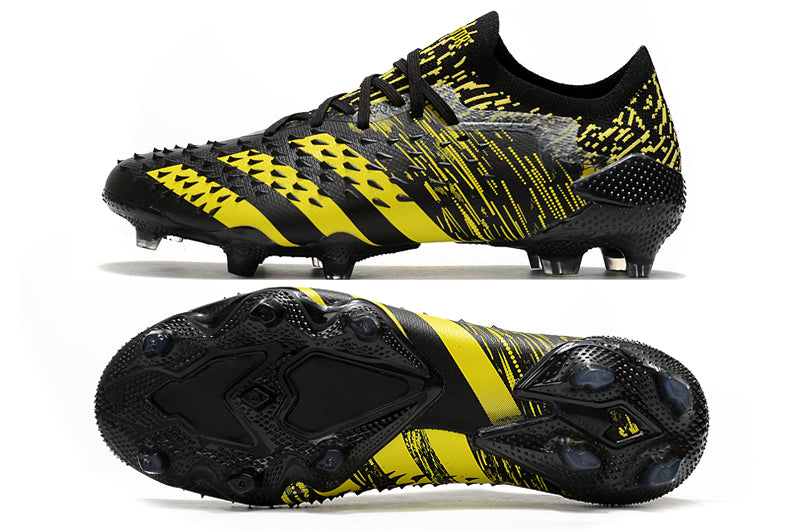 Chuteira Adidas Predator Freak .1 Low FG