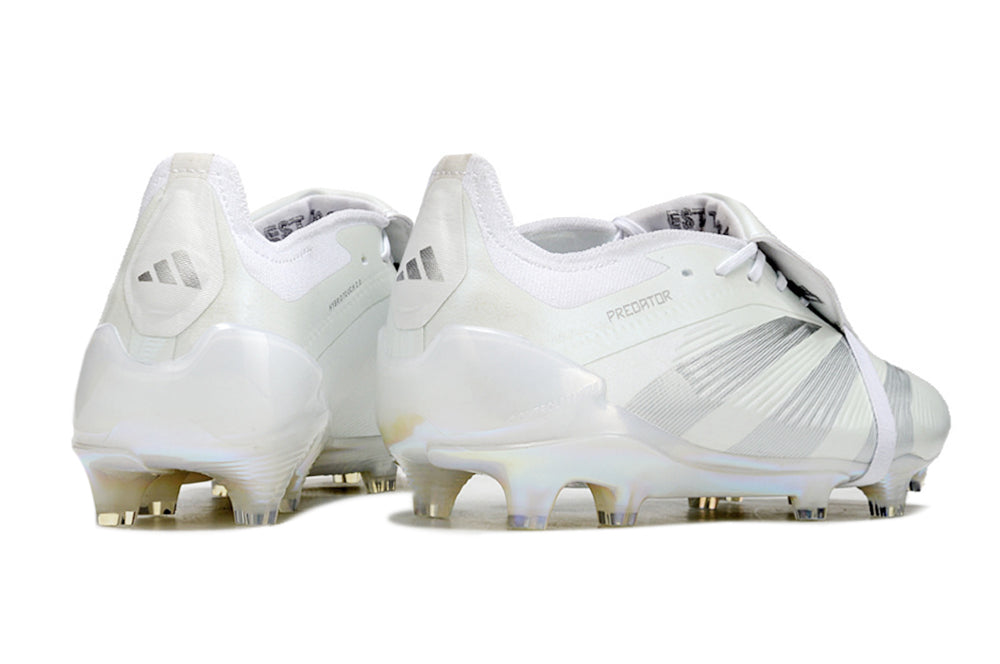 Chuteira Adidas Predator Elite + FG