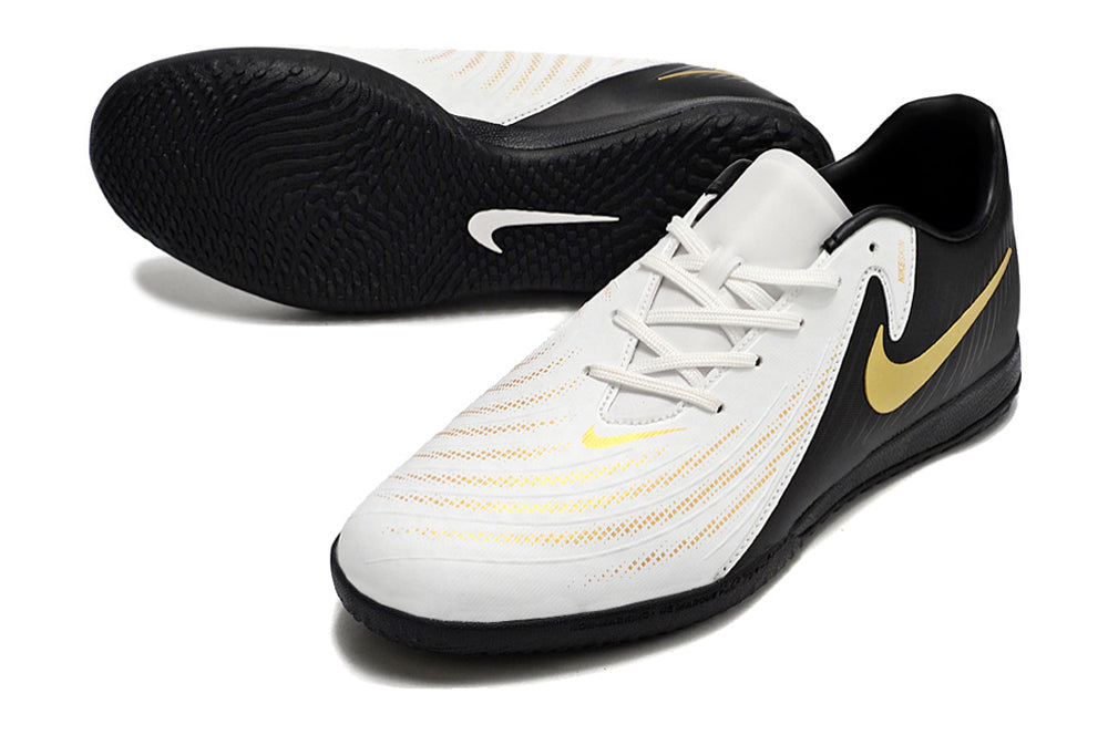 Chuteira Nike Phantom GX 2 IC