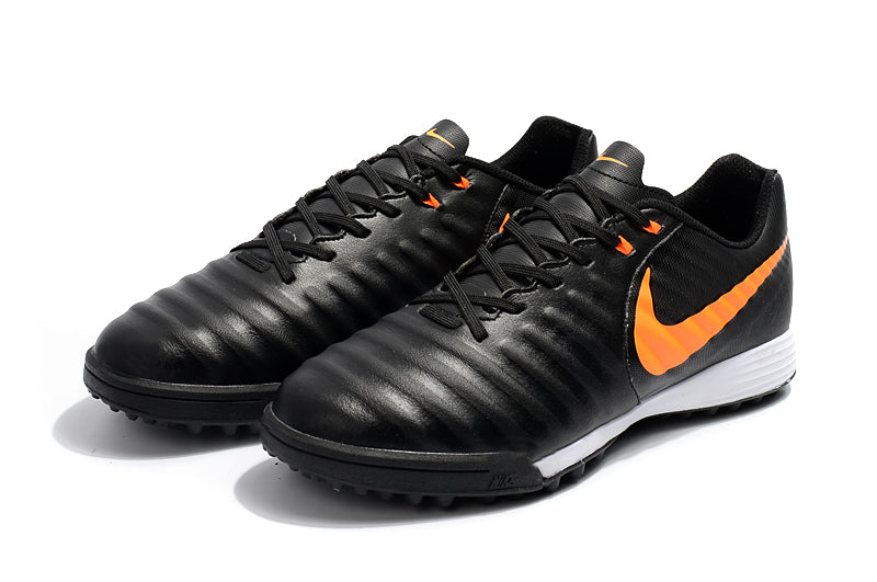 Chuteira Nike Tiempo Ligera IV TF