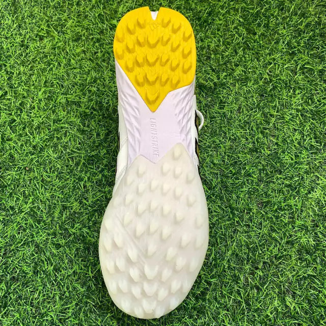 Chuteira Adidas Adipure 11 TF