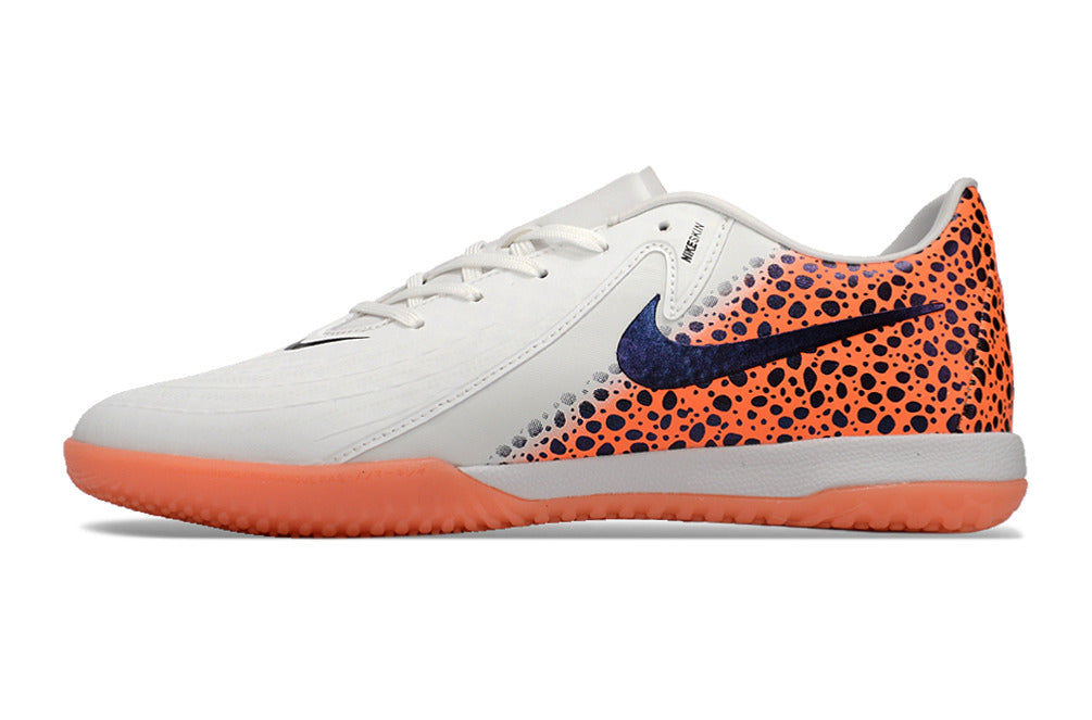Chuteira Nike Phantom GX 2 IC