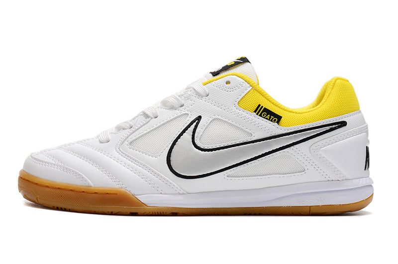 Chuteira Nike SB Gato IC