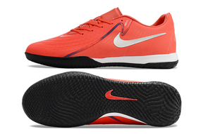 Chuteira Nike Phantom GX 2 IC