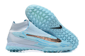 Chuteira Nike React Phantom GX Pro TF