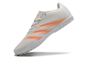 Chuteira Adidas Predator Club TF
