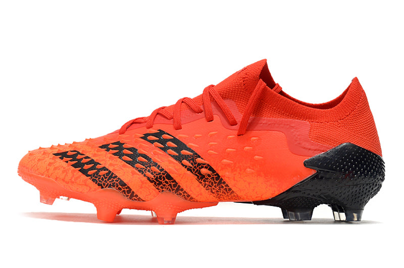 Chuteira Adidas Predator Freak .1 Low FG