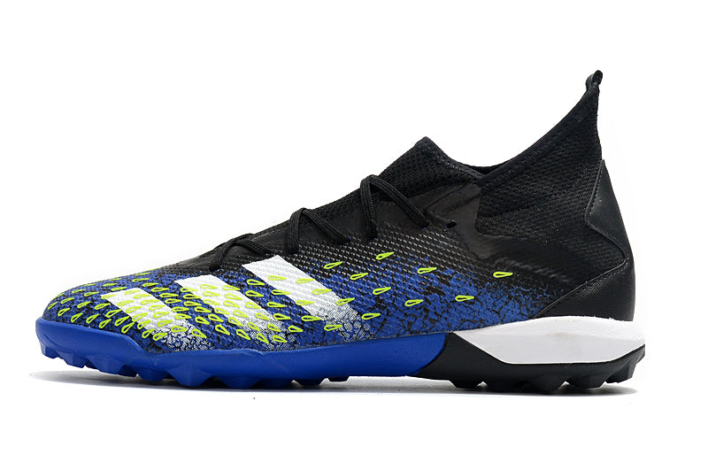 Chuteira Adidas Predator Freak .3 TF
