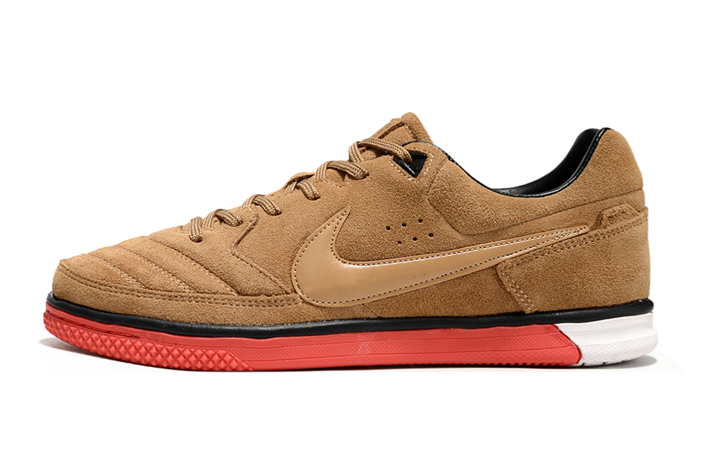 Chuteira Nike Gato IC