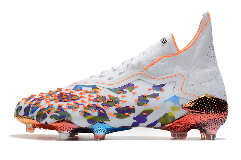Chuteira Adidas Predator Freack + FG